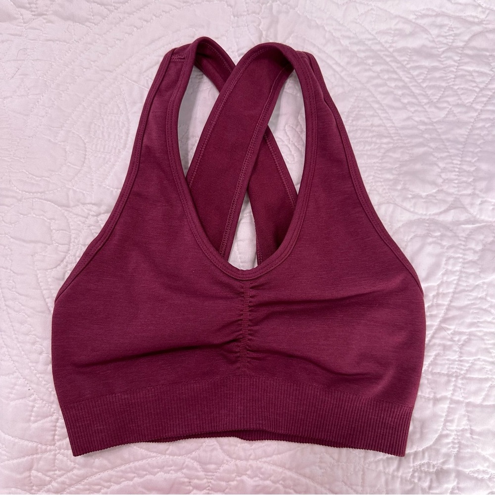 Alphalete Amplify Bra: Wisteria XS